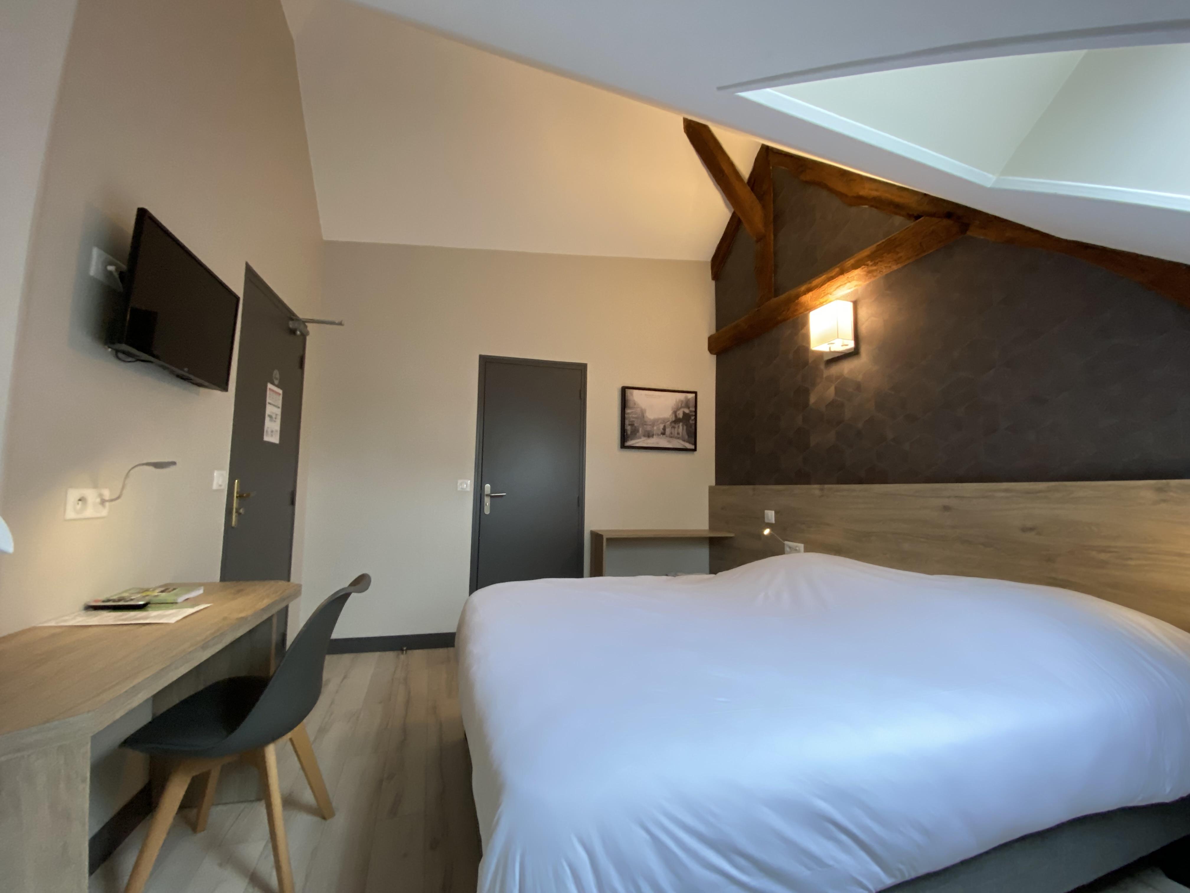 שומון-אן-וקסה Logis - Hotel & Restaurant Saint Nicolas מראה חיצוני תמונה