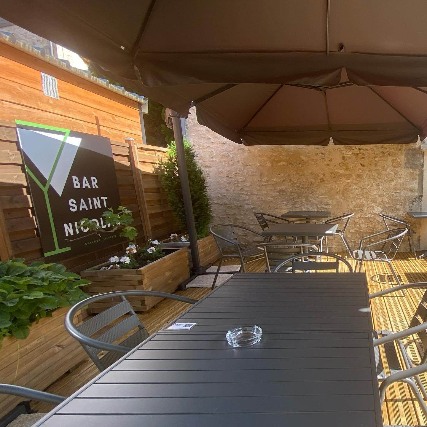 שומון-אן-וקסה Logis - Hotel & Restaurant Saint Nicolas מראה חיצוני תמונה